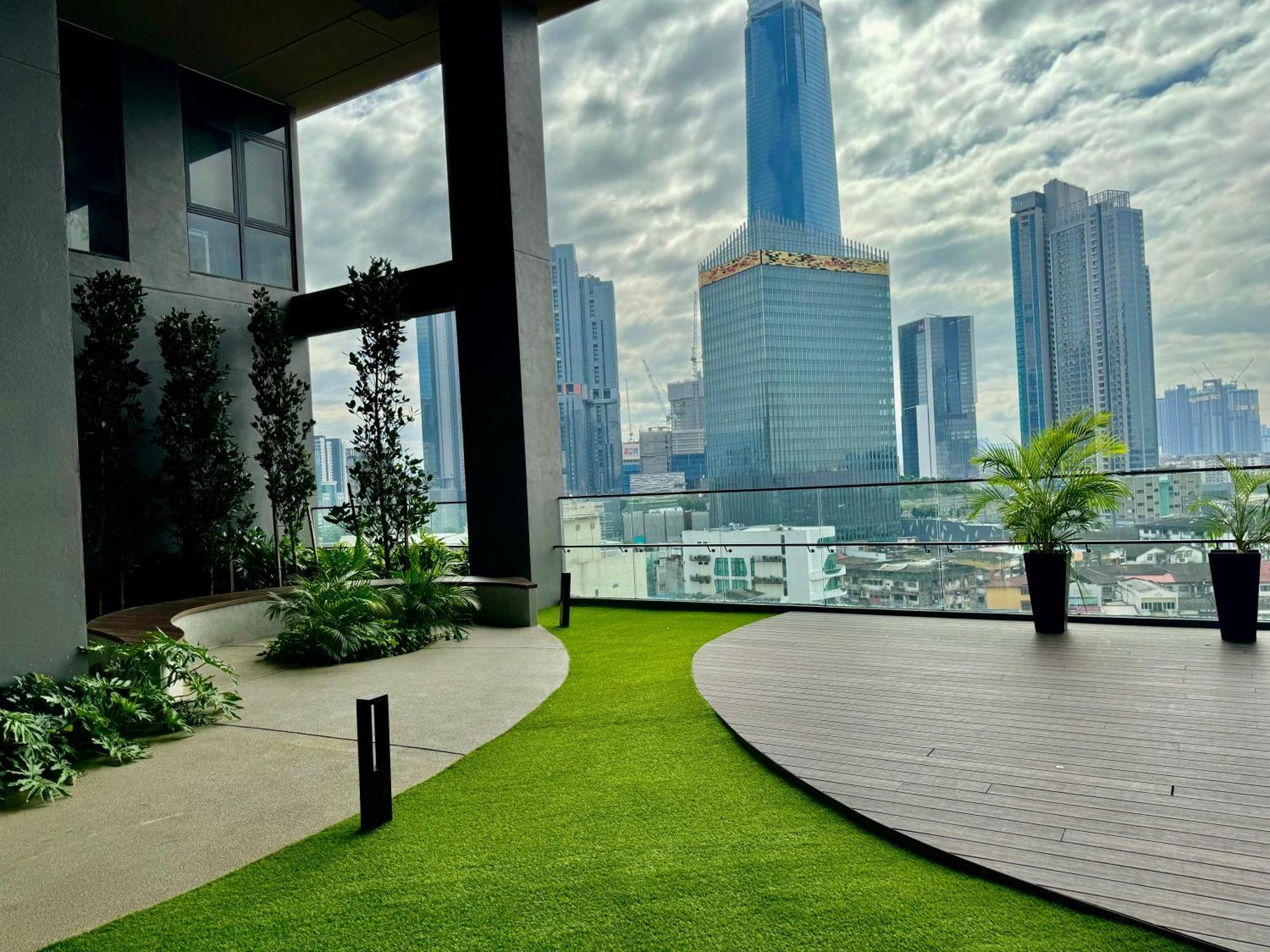 5Min To Pavilion Axon Klcc View Kuala Lumpur Exterior photo